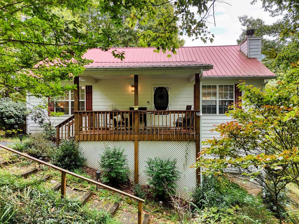 2532 Hunter Road Property Photo 6