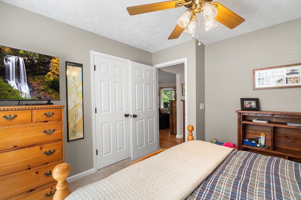 450 Longview Drive Property Photo 27