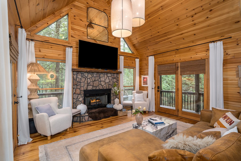 60 Icy Lane Property Photo 20