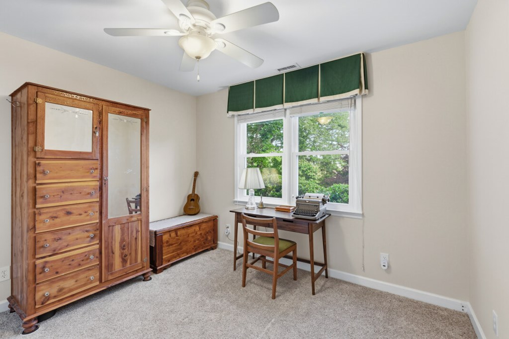 1925 Lakeview Summit Drive Property Photo 43