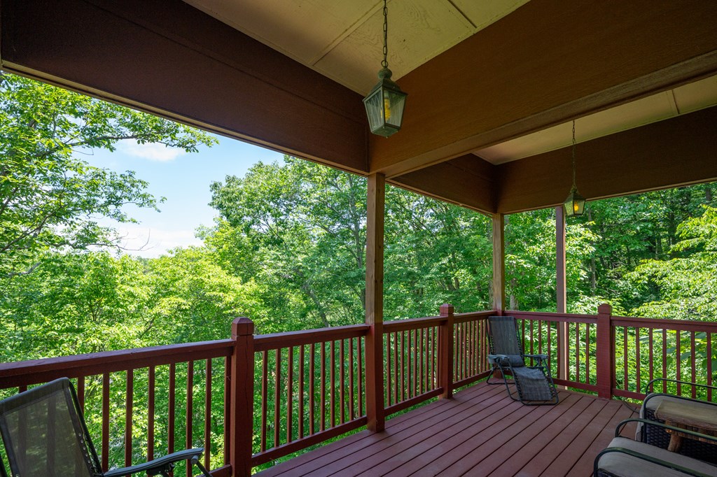 561 Summit Lane Property Photo 41