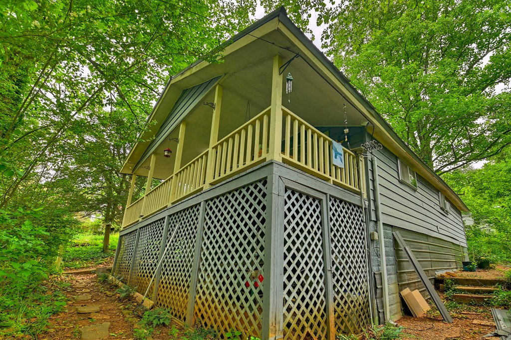 142 First Street Property Photo 10