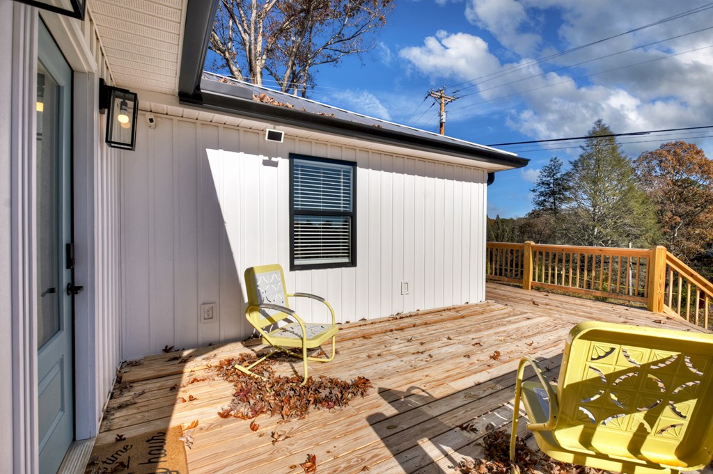 1144 Blue Ridge Drive Property Photo 10