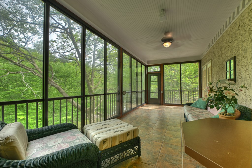 354 Kaely Drive Property Photo 11