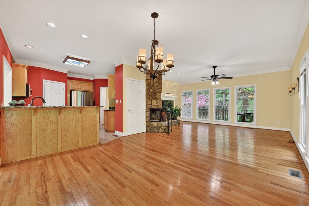 354 Kaely Drive Property Photo 13