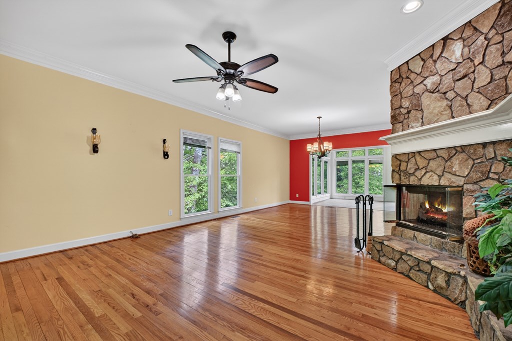 354 Kaely Drive Property Photo 17