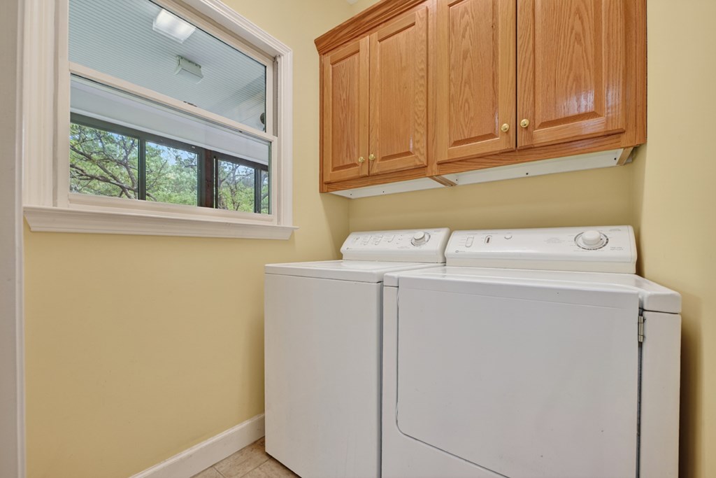 354 Kaely Drive Property Photo 23