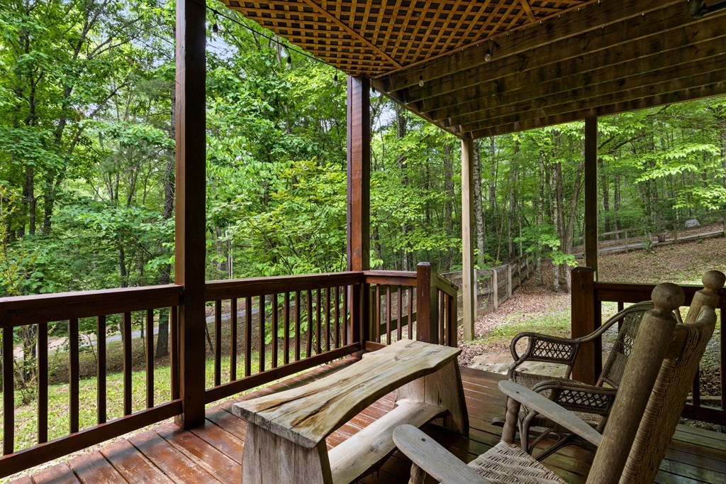 220 Solar Drive Property Photo 52