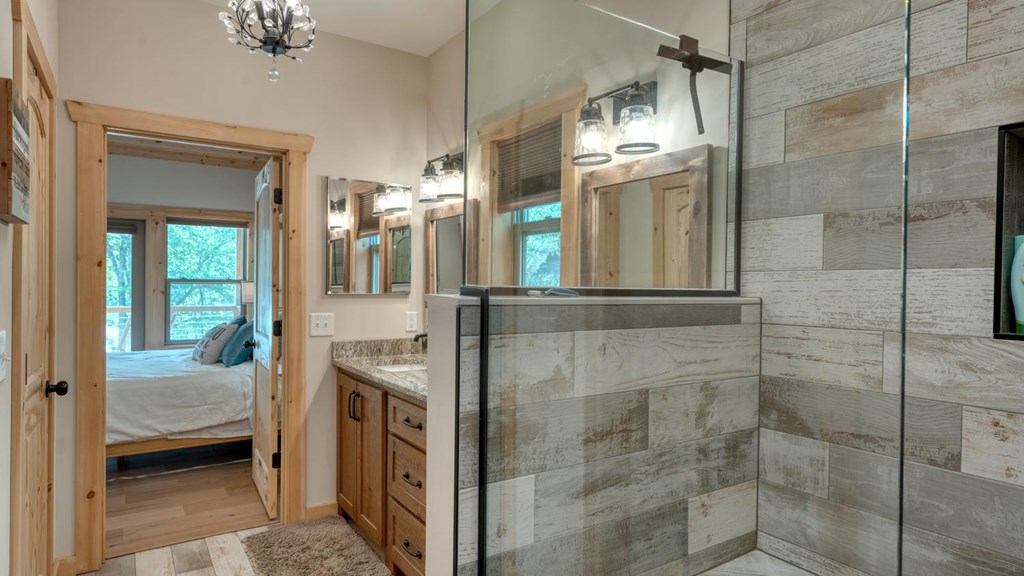 38 Edgewater Lane Property Photo 25
