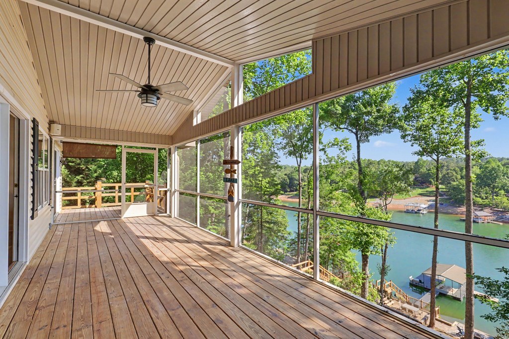 456 Deaver Cove Road Property Photo 4