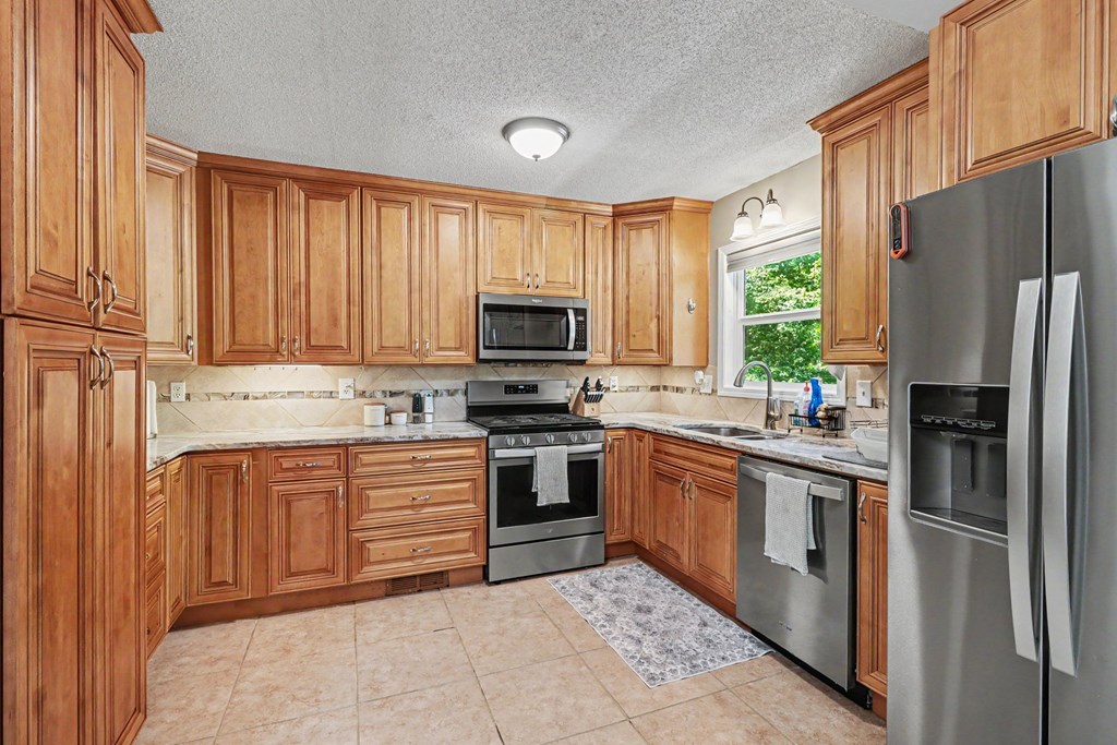 426 Shenendoa Dr. Property Photo 27