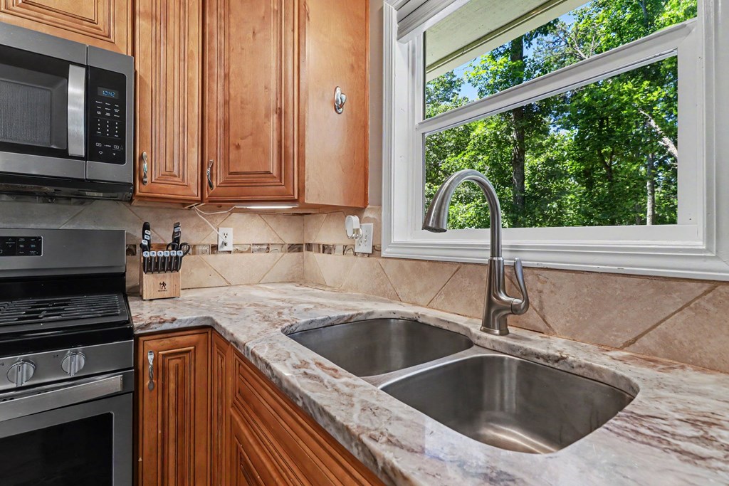 426 Shenendoa Dr. Property Photo 33