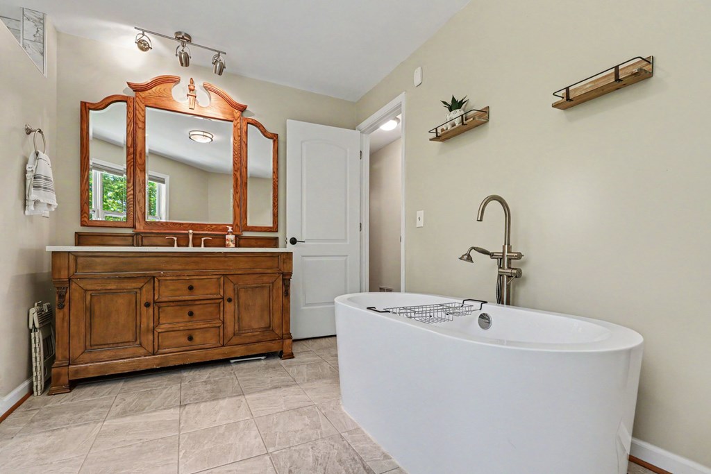 426 Shenendoa Dr. Property Photo 40