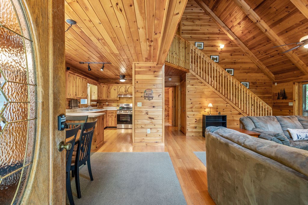 220 Blue Ridge Trails Property Photo 8