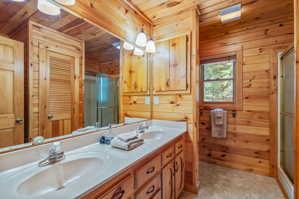 220 Blue Ridge Trails Property Photo 24