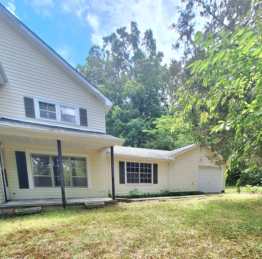 333 Lickskillet Property Photo 3