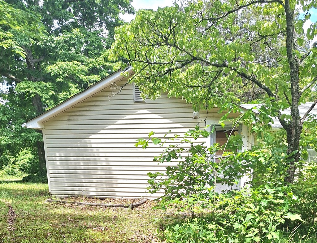 333 Lickskillet Property Photo 6