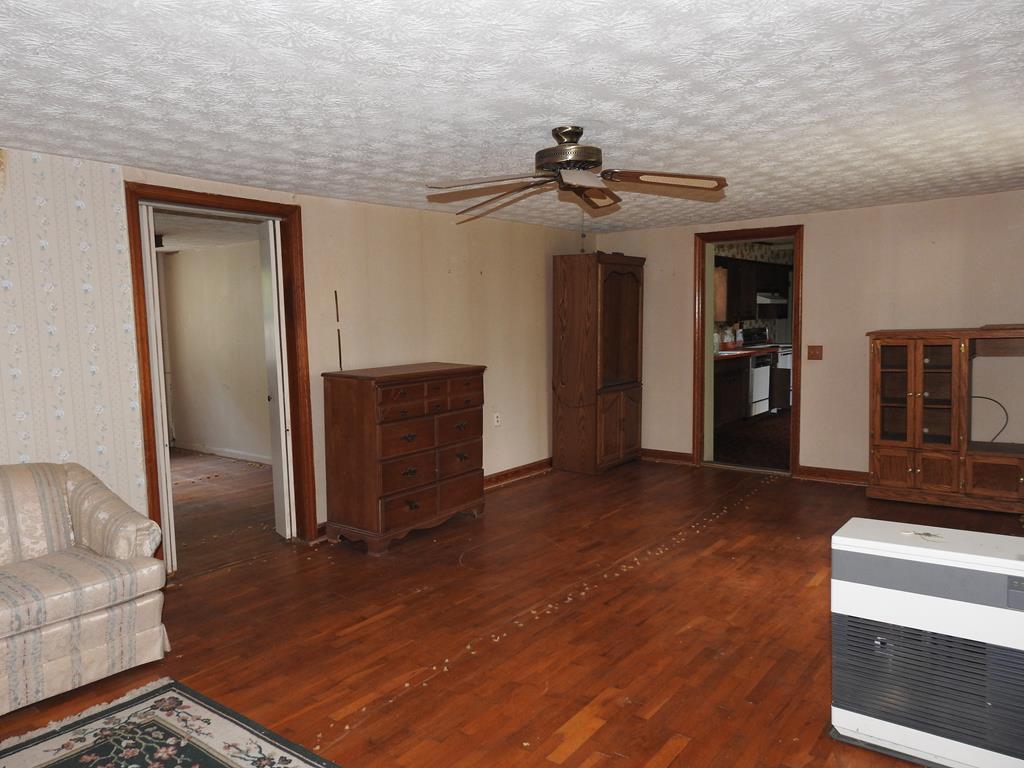 333 Lickskillet Property Photo 16