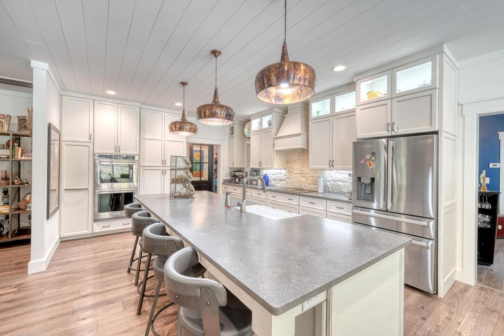 392 Mustang Trail Property Photo 12
