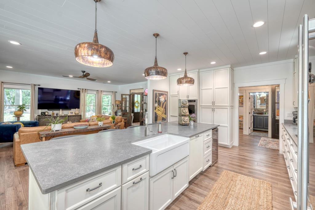392 Mustang Trail Property Photo 13