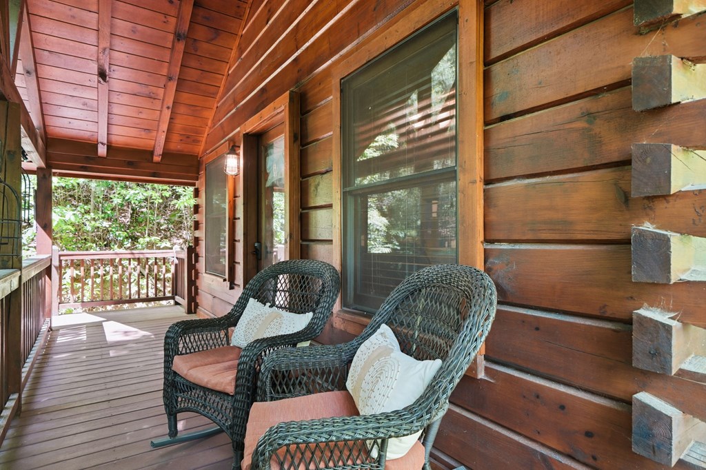37 Dean Court Property Photo 3