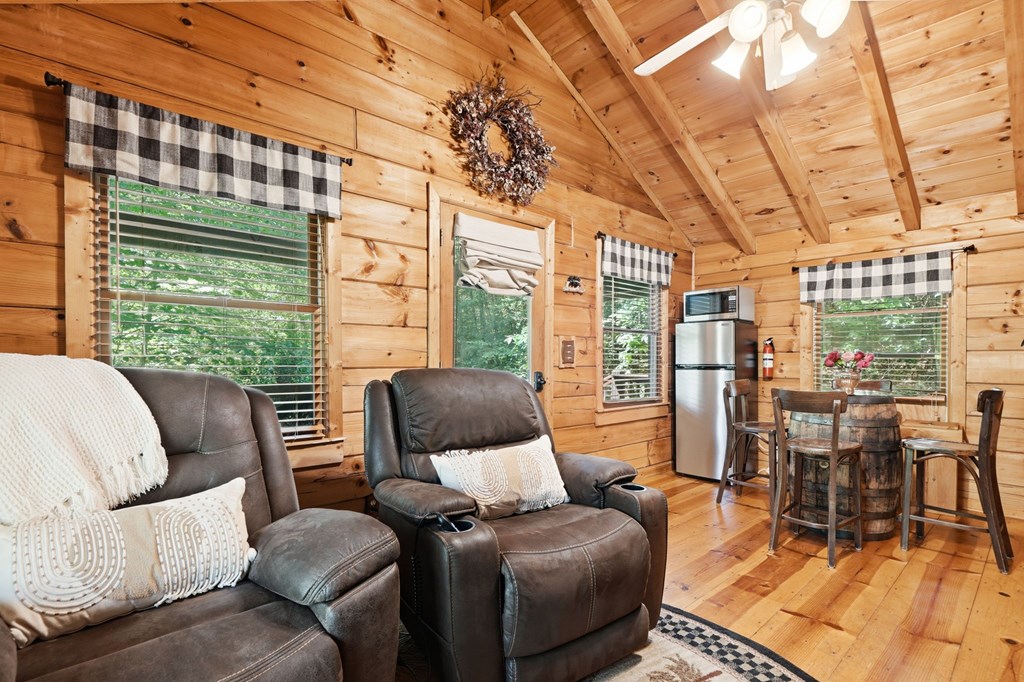 37 Dean Court Property Photo 12