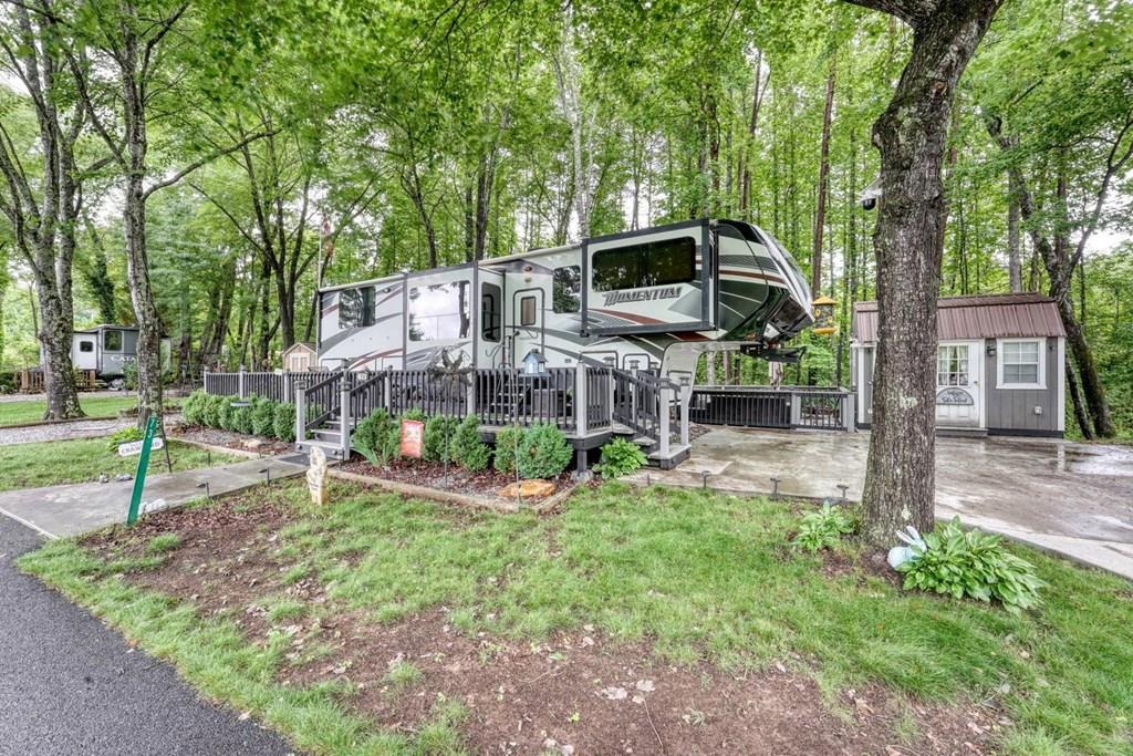 73 Moccasin Lane Property Photo 1