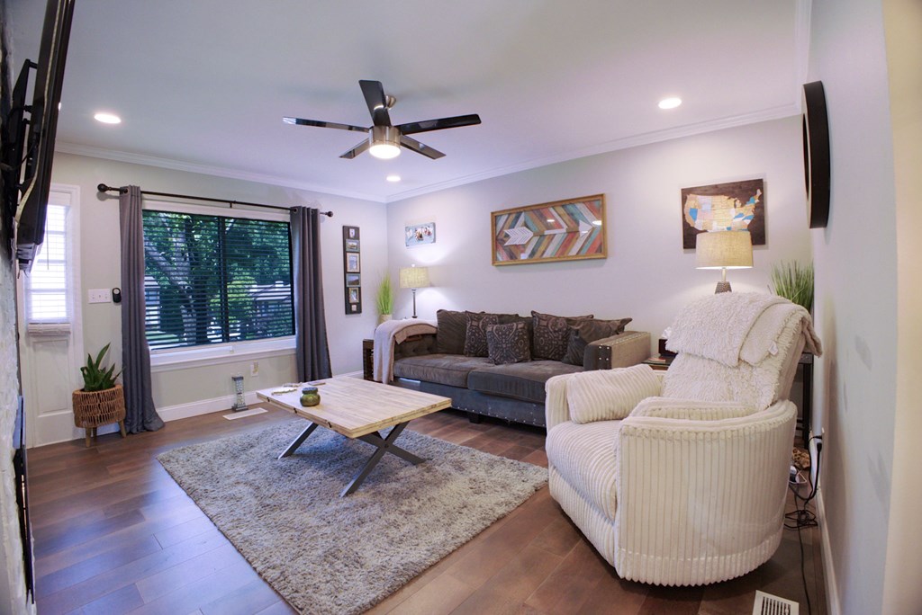 2214 Mount Haven Property Photo 4