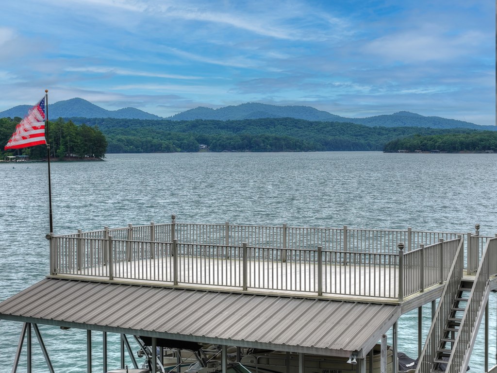 671 Adra Road Property Photo 18