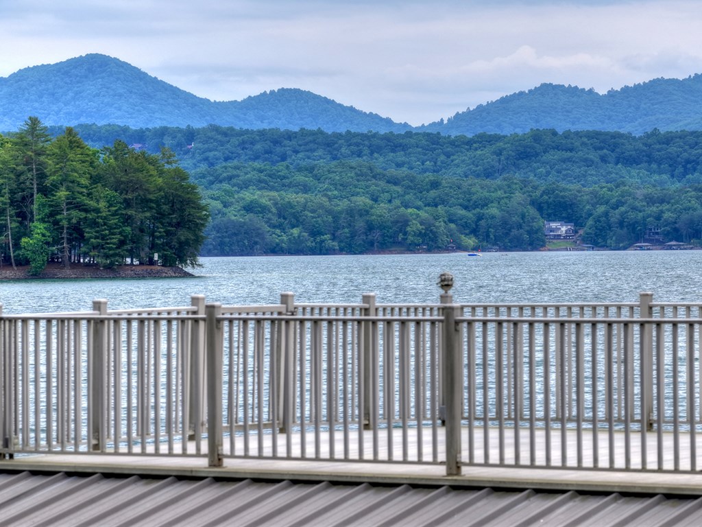 671 Adra Road Property Photo 19