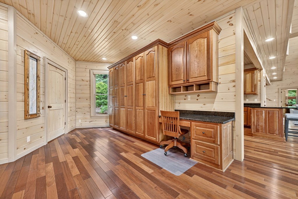 671 Adra Road Property Photo 63