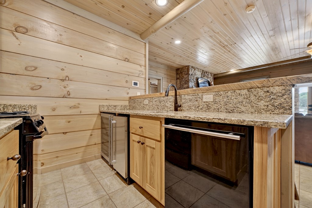 671 Adra Road Property Photo 91