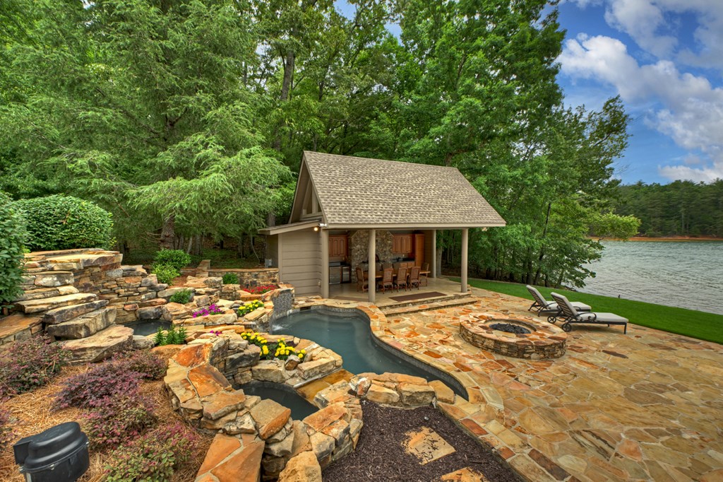 671 Adra Road Property Photo 104