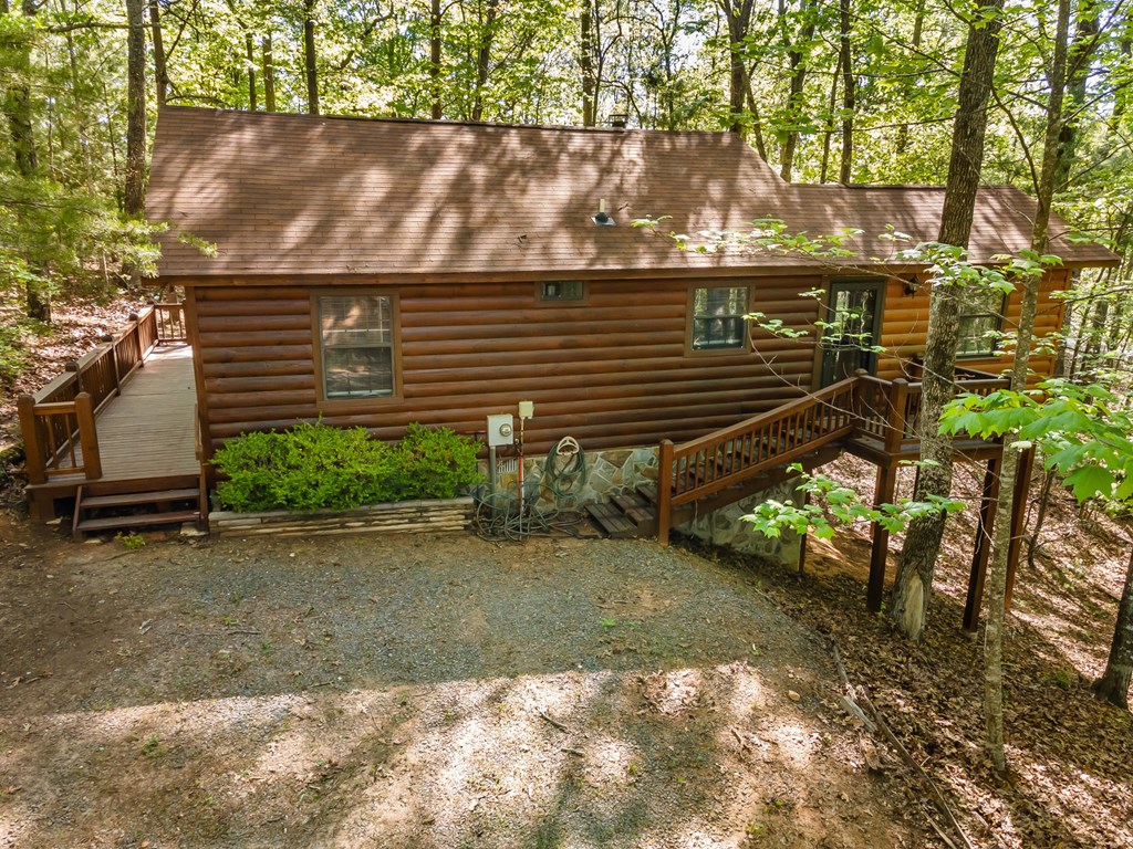 31 Eagle Feather Drive Property Photo 3
