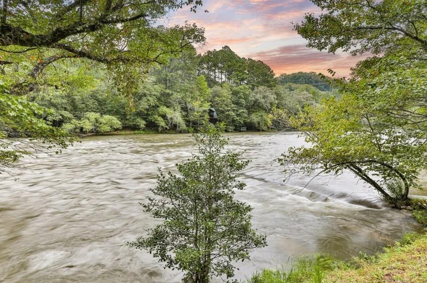 92 Fish Trap Road Property Photo 4