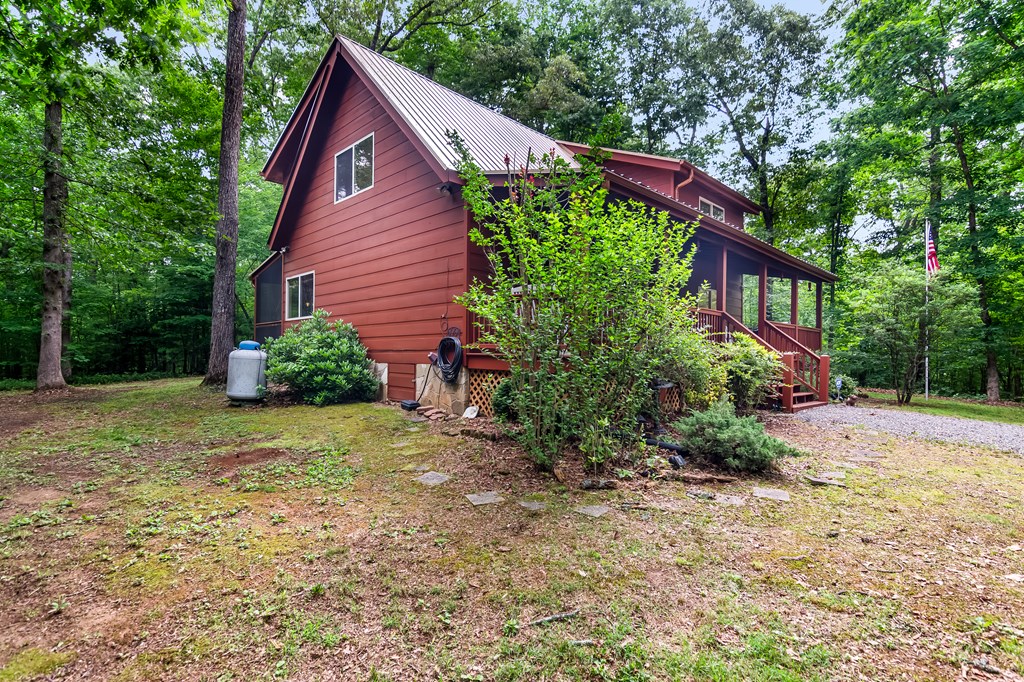 661 Evergreen Lane Property Photo 5