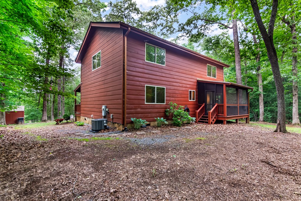 661 Evergreen Lane Property Photo 7