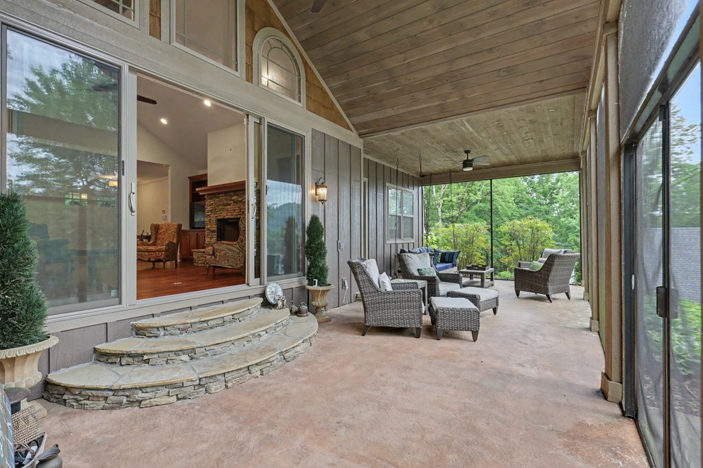 1680 Stonecrest Circle Property Photo 12