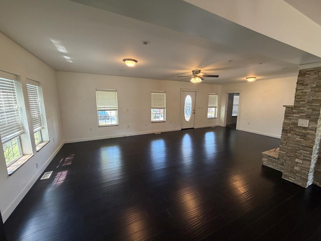 17 Town Square Road Property Photo 16