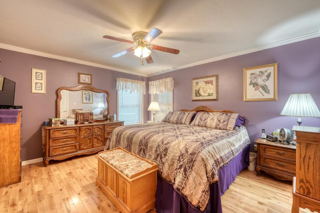 288 12 Point Road Property Photo 39