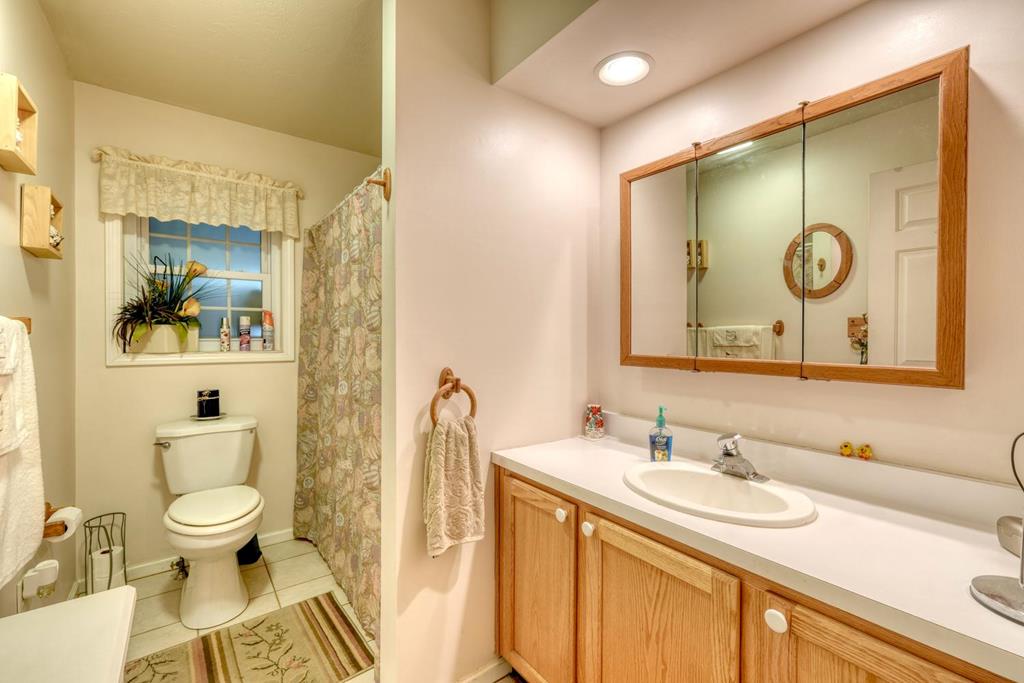 288 12 Point Road Property Photo 49