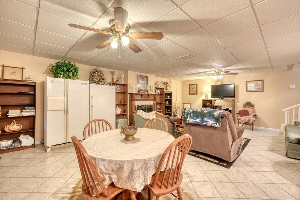 288 12 Point Road Property Photo 56