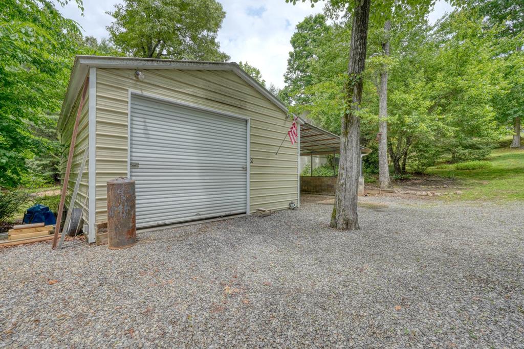 288 12 Point Road Property Photo 67