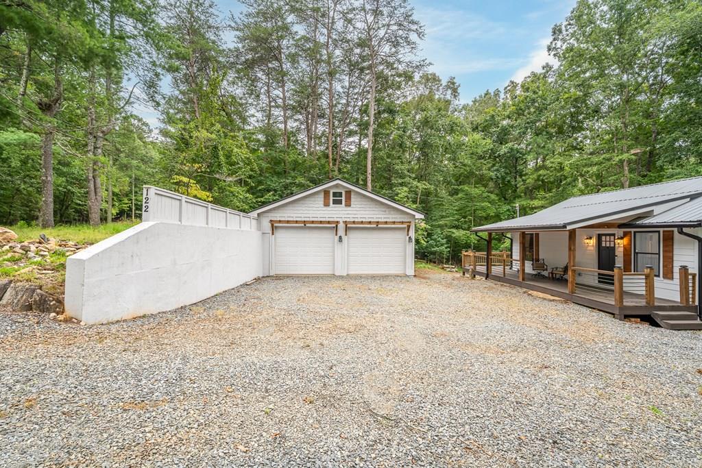 122 Acadia Drive Property Photo 1