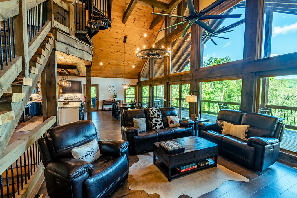 540 Weaver Creek Overlook Property Photo 15
