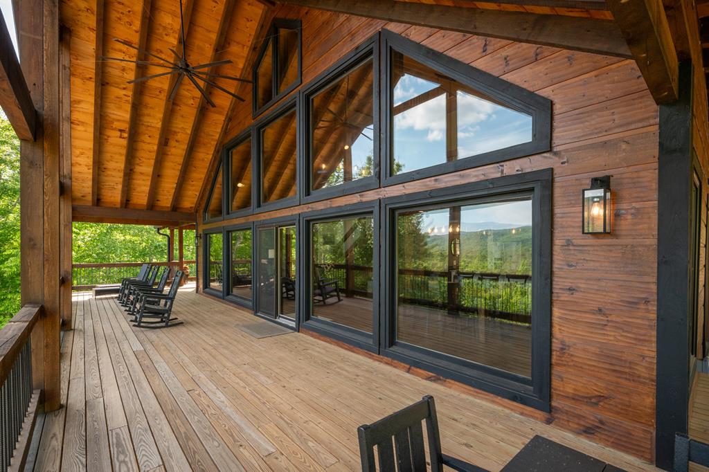 540 Weaver Creek Overlook Property Photo 64