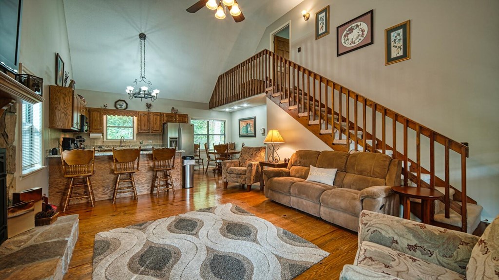 2529 Hunter Road Property Photo 6