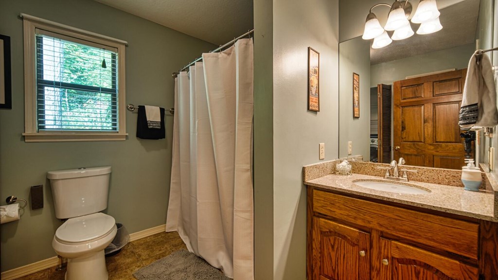 2529 Hunter Road Property Photo 13