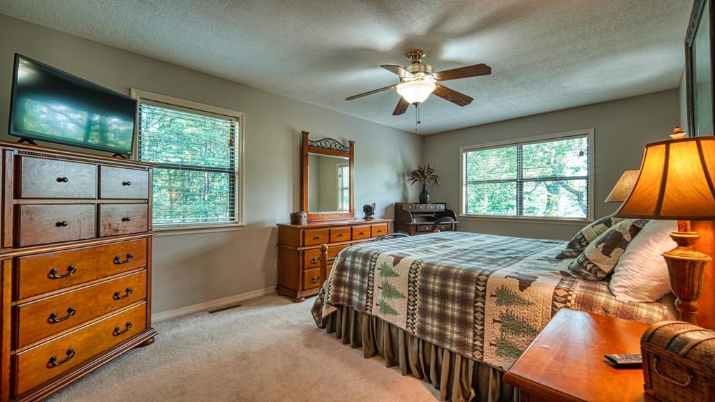 2529 Hunter Road Property Photo 16