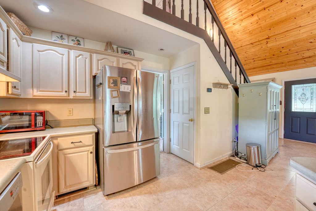 6744 Wood Lake Circle Property Photo 17